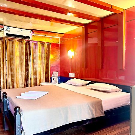 Harmony Houseboats Alappuzha Exterior foto