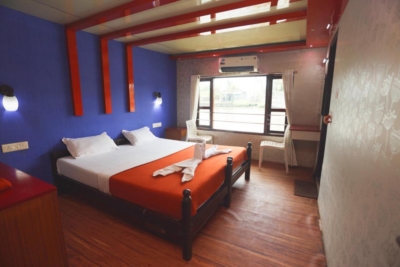 Harmony Houseboats Alappuzha Exterior foto