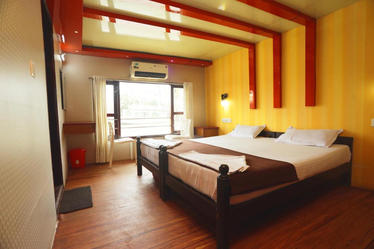 Harmony Houseboats Alappuzha Exterior foto